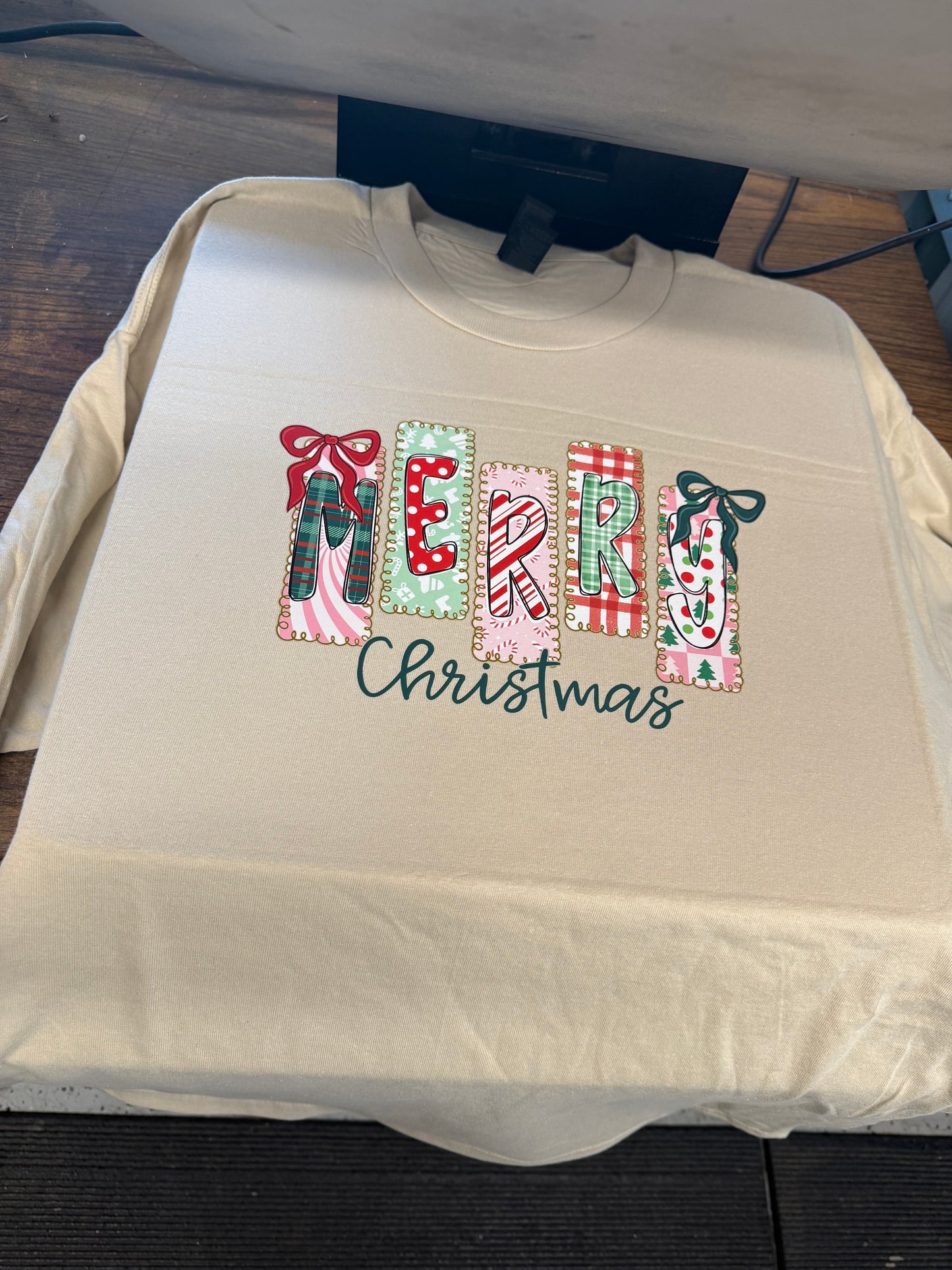 Merry Christmas bow long sleeve tee