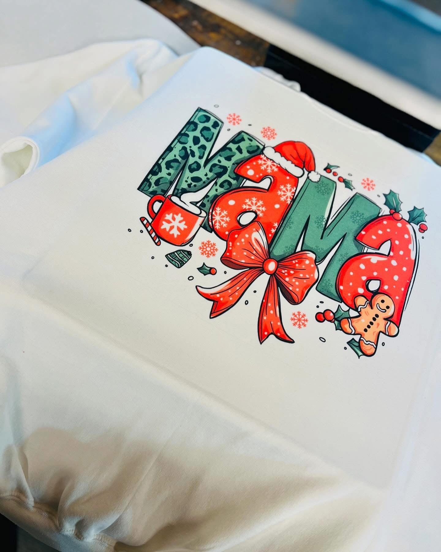 Classic mama crewneck