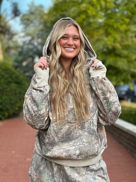Camo easy does it pullover with hood