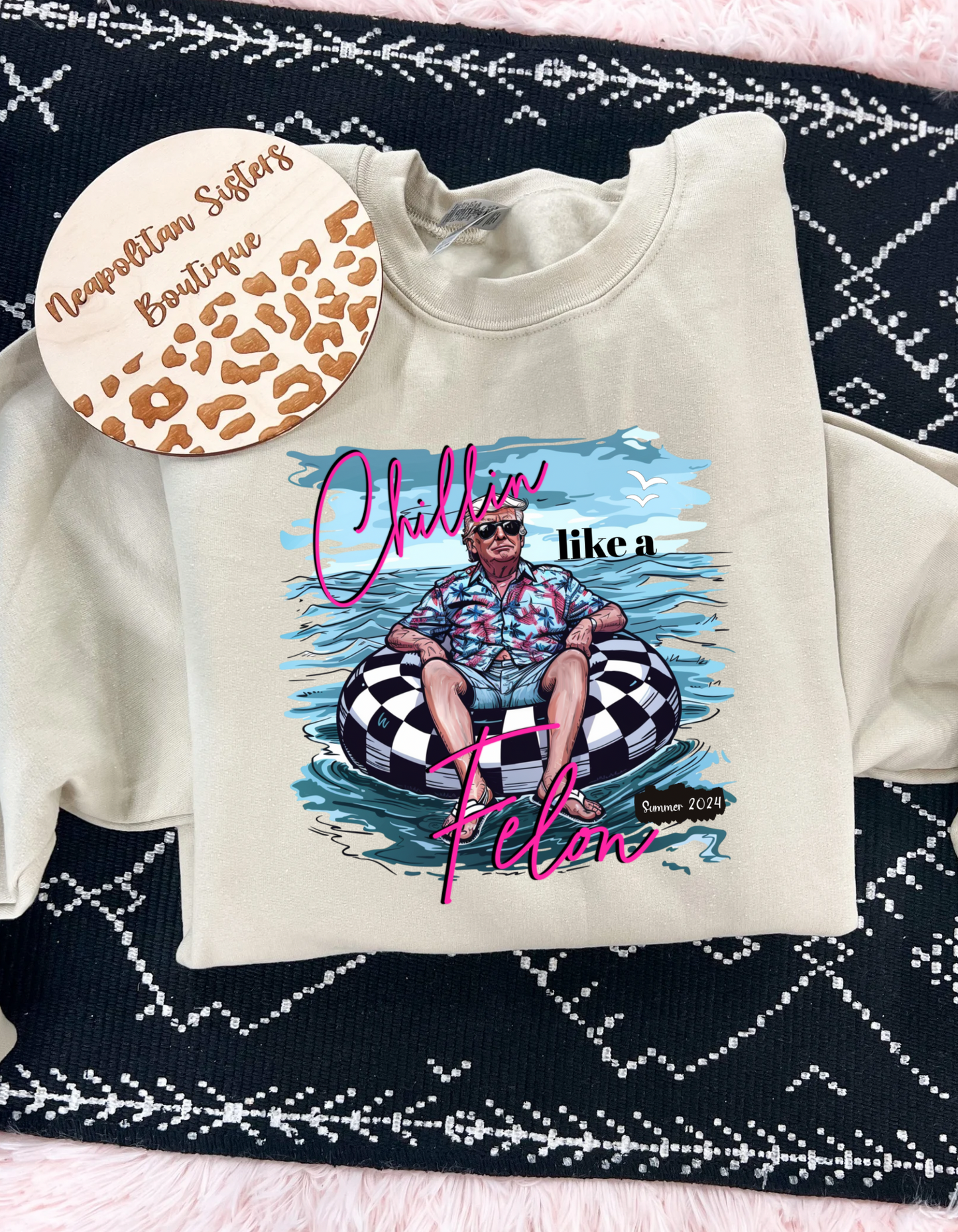 Chilling crewneck/tshirt