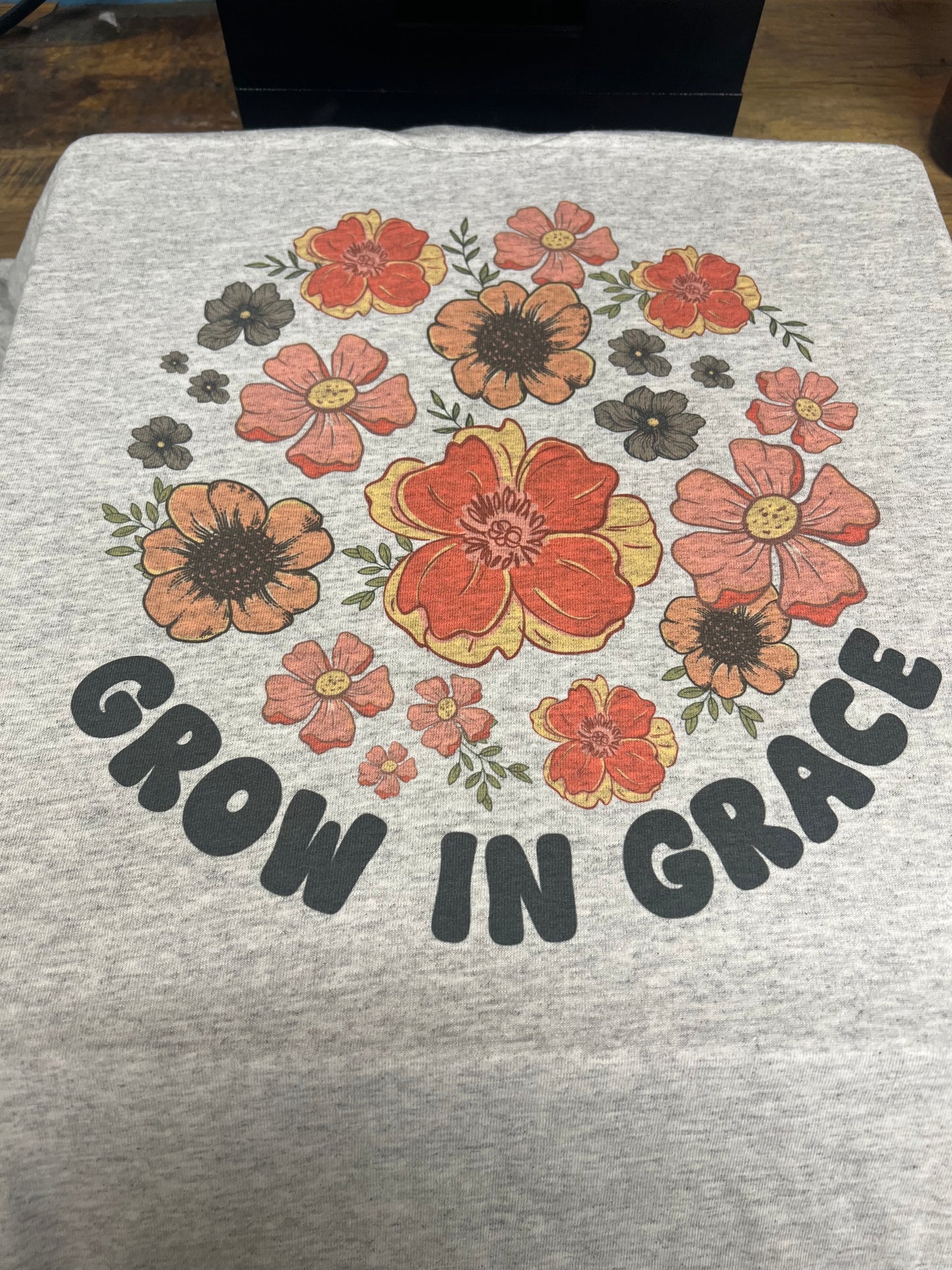 grow in grace tee